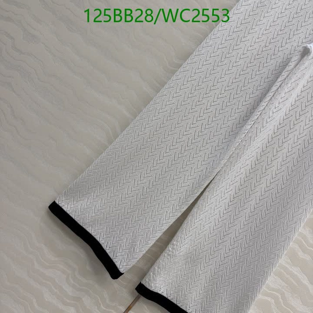 LV-Clothing Code: WC2553 $: 125USD
