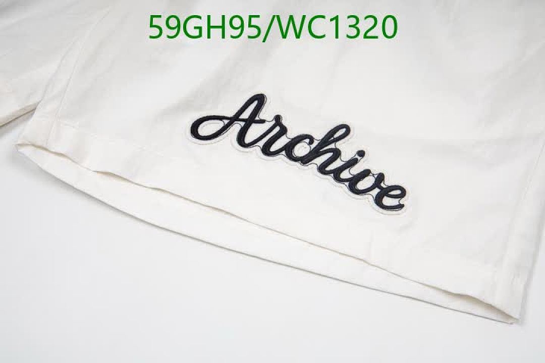 Moncler-Clothing Code: WC1320 $: 59USD