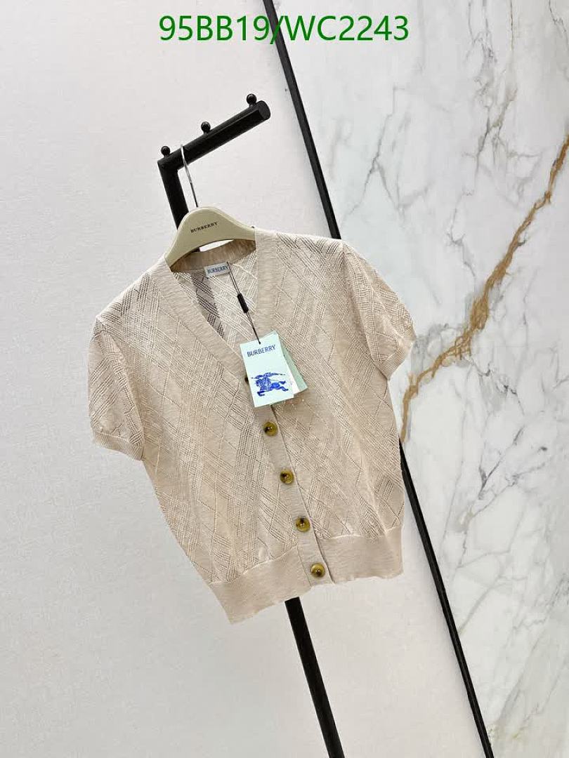 Burberry-Clothing Code: WC2243 $: 95USD