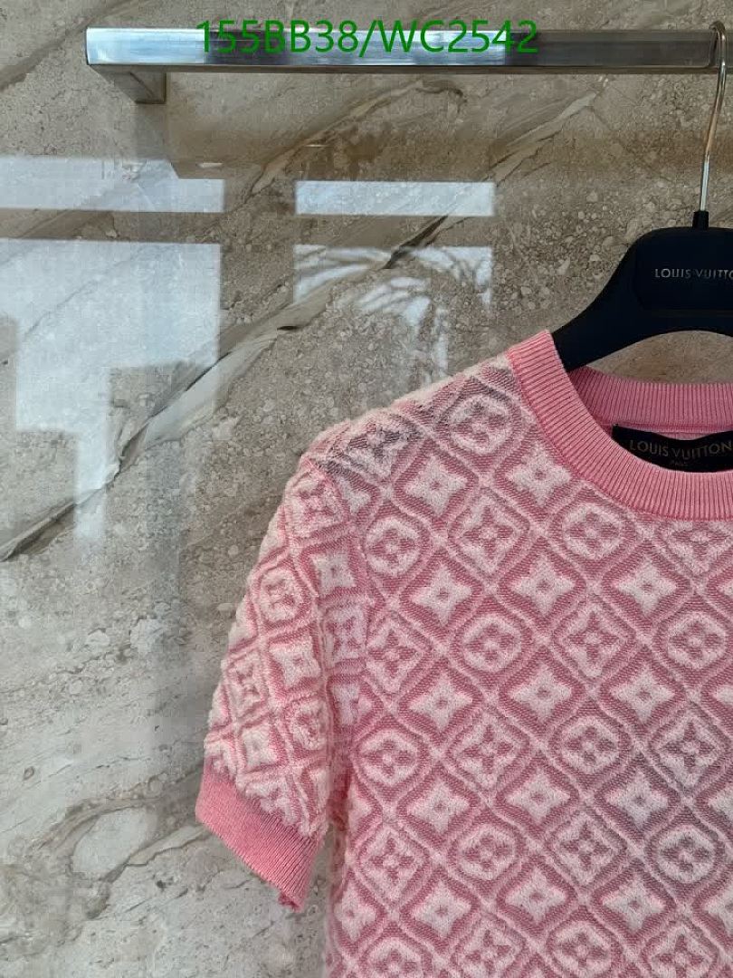 LV-Clothing Code: WC2542 $: 155USD