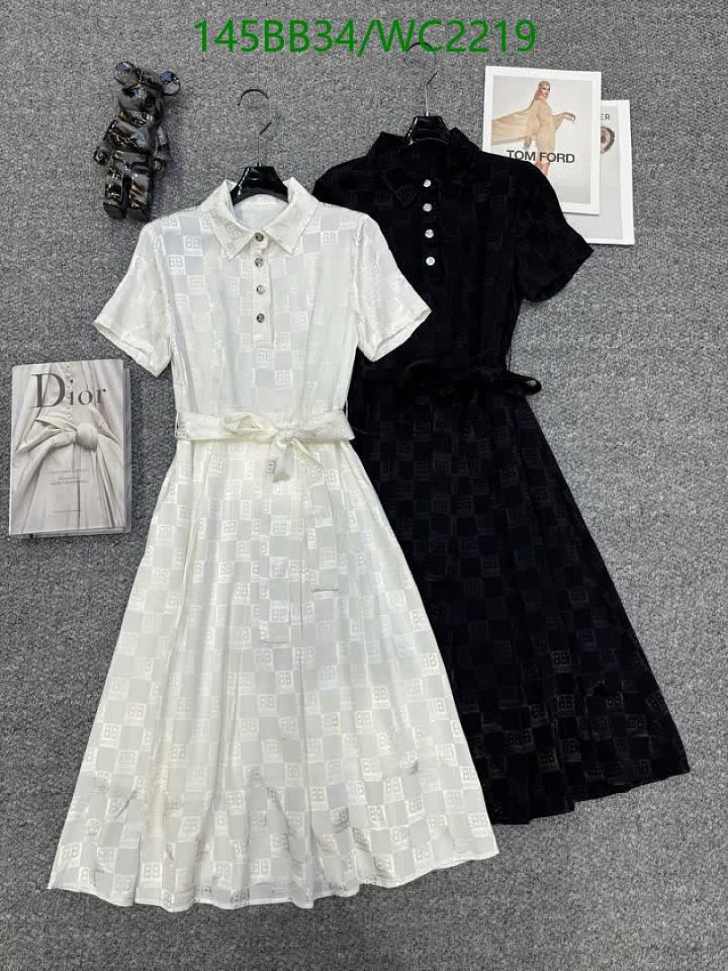 Balenciaga-Clothing Code: WC2219 $: 145USD