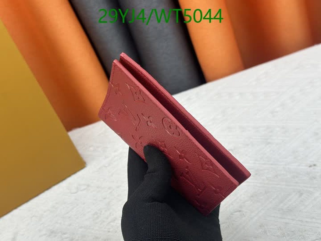 LV-Wallet-4A Quality Code: WT5044 $: 29USD