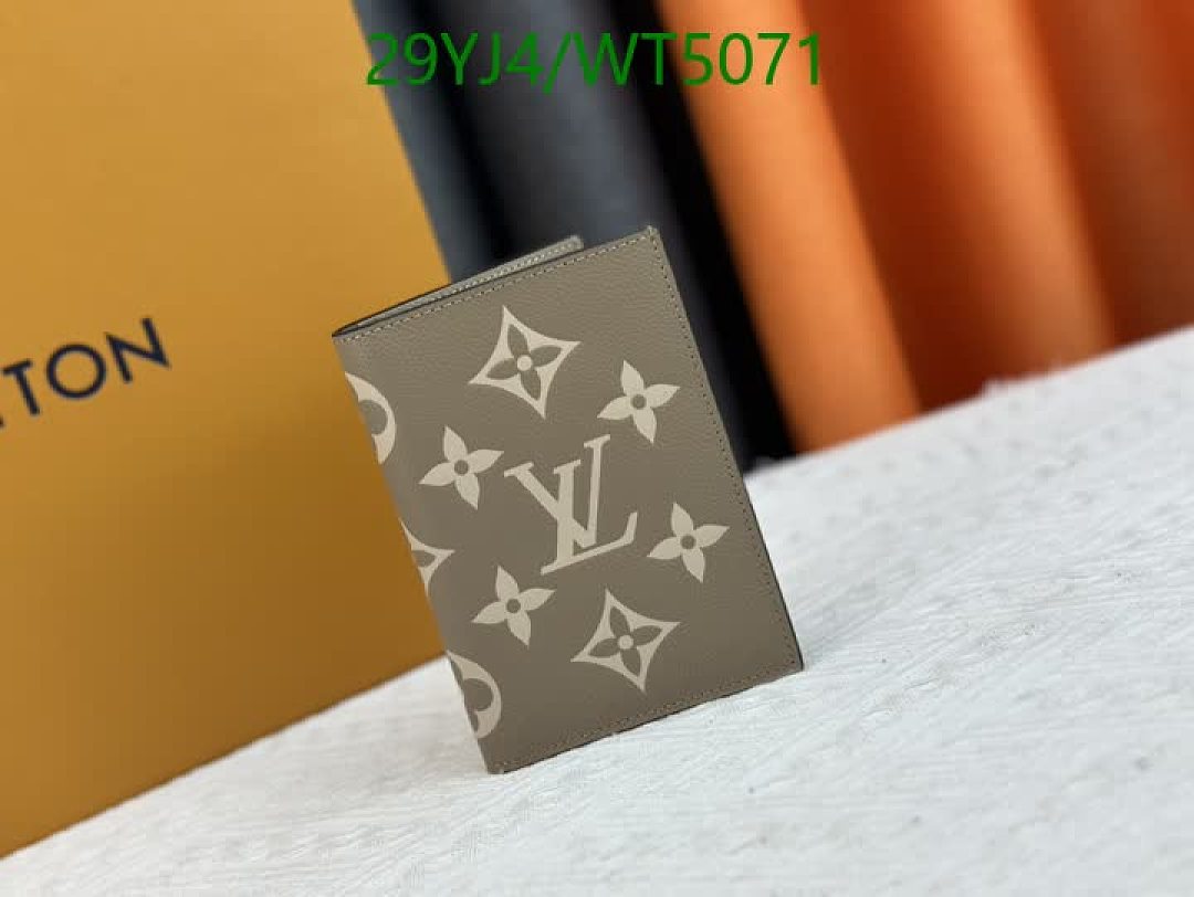 LV-Wallet-4A Quality Code: WT5071 $: 29USD