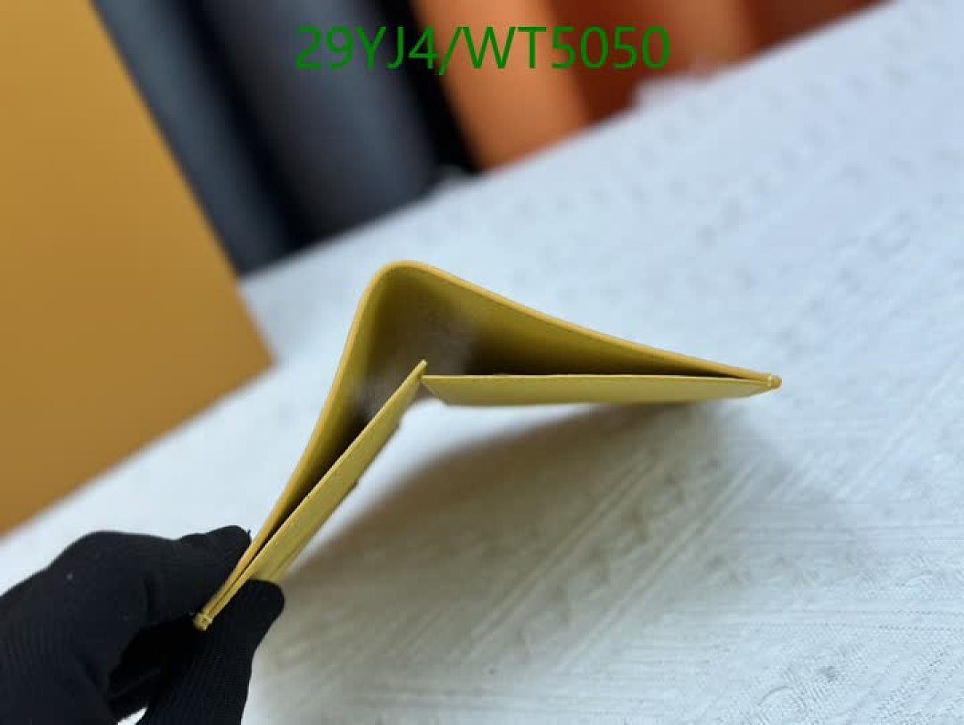 LV-Wallet-4A Quality Code: WT5050 $: 29USD