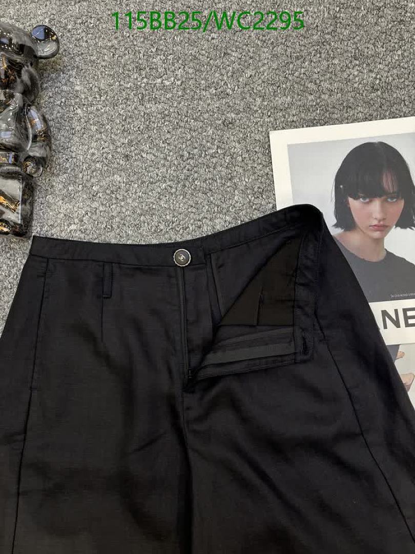 Chanel-Clothing Code: WC2295 $: 115USD