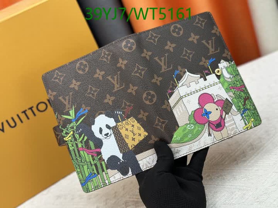 LV-Wallet-4A Quality Code: WT5161 $: 39USD