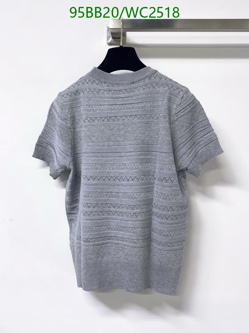 LV-Clothing Code: WC2518 $: 95USD