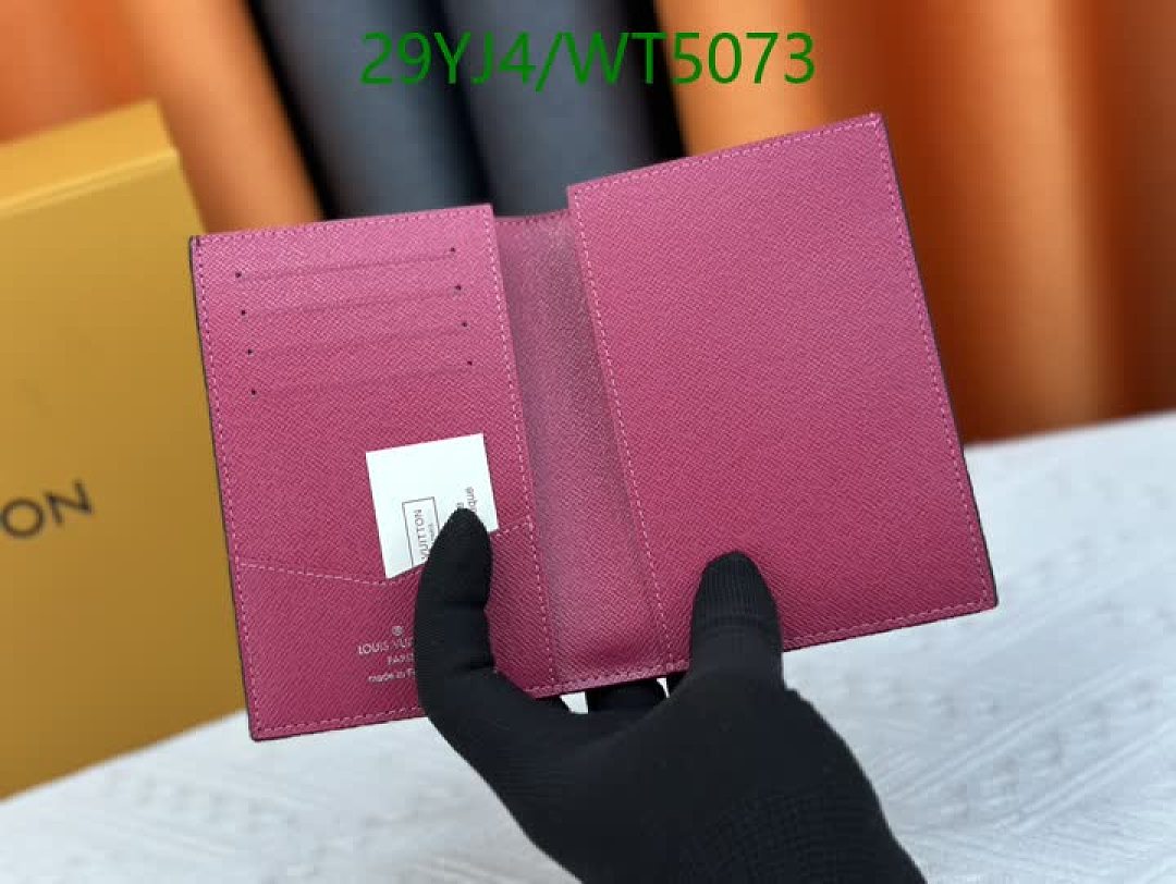 LV-Wallet-4A Quality Code: WT5073 $: 29USD