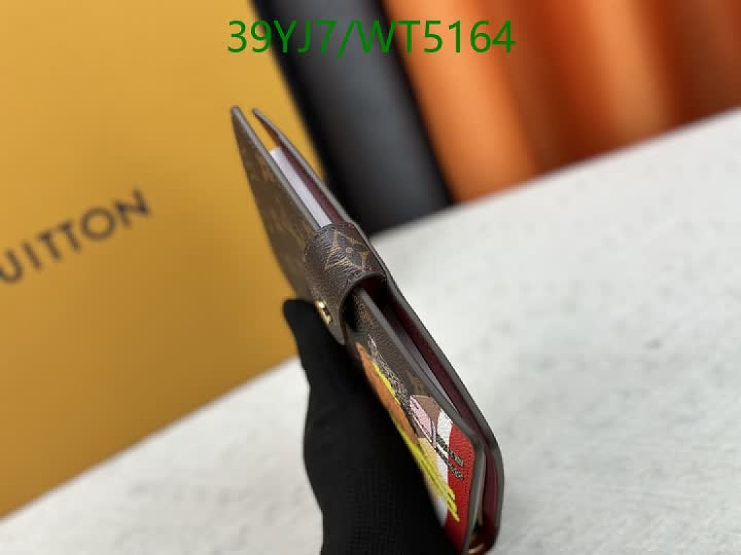 LV-Wallet-4A Quality Code: WT5164 $: 39USD