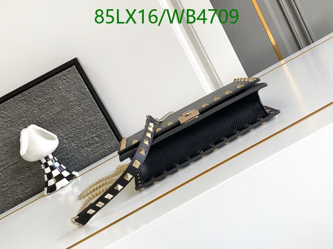 Valentino-Bag-4A Quality Code: WB4709 $: 85USD