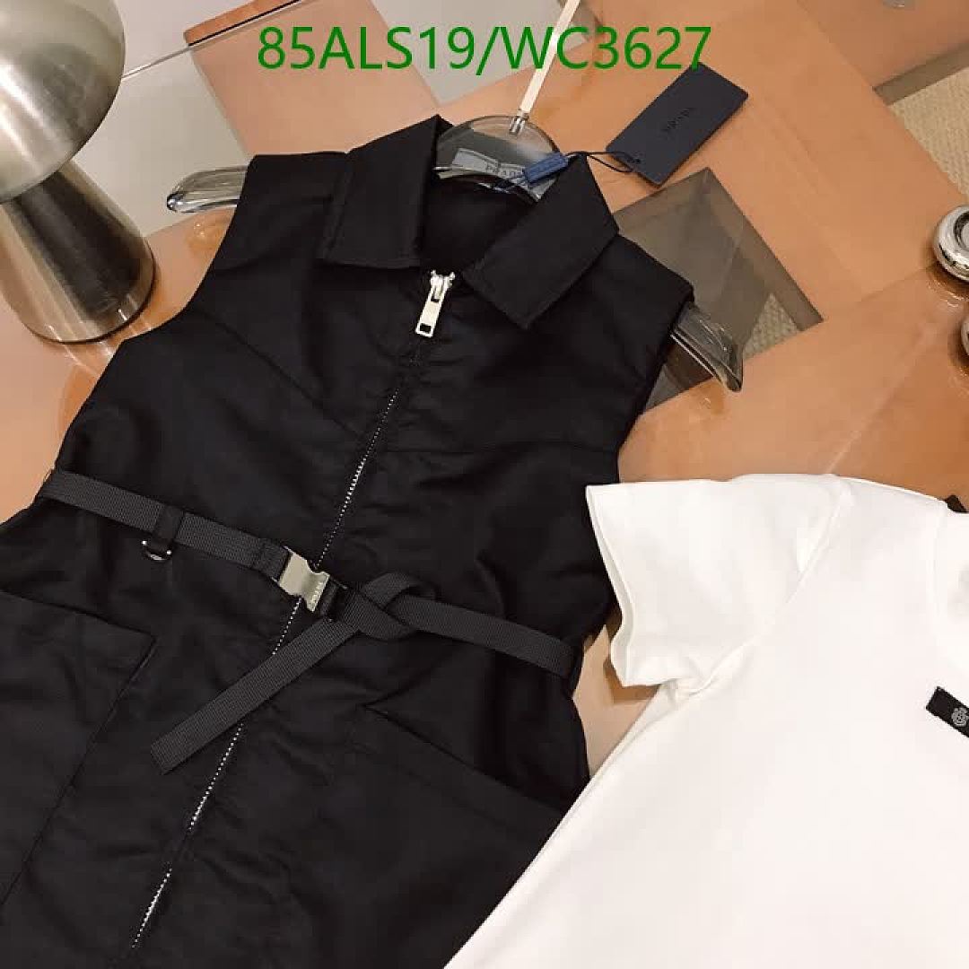Prada-Kids Clothing Code: WC3627 $: 85USD