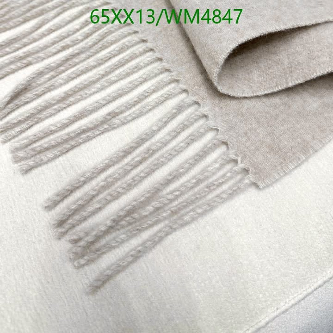 Jacquemus-Scarf Code: WM4847 $: 65USD