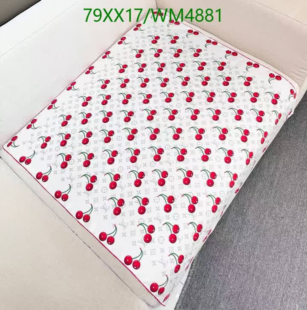 LV-Scarf Code: WM4881 $: 79USD