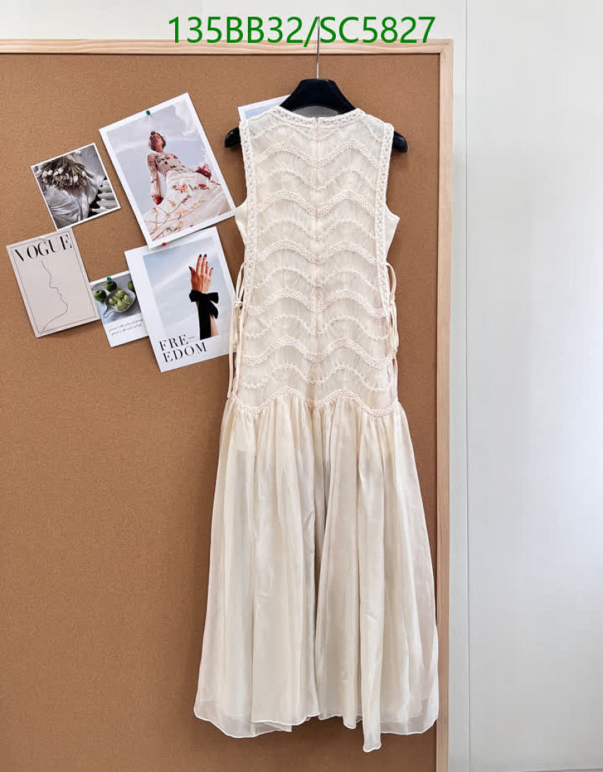 Dior-Clothing Code: SC5827 $: 135USD