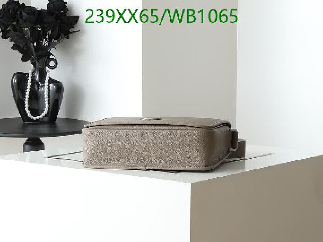 Prada-Bag-Mirror Quality Code: WB1065 $: 239USD