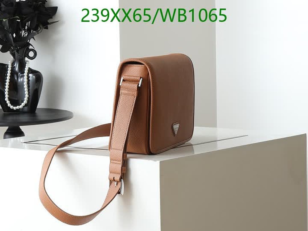 Prada-Bag-Mirror Quality Code: WB1065 $: 239USD