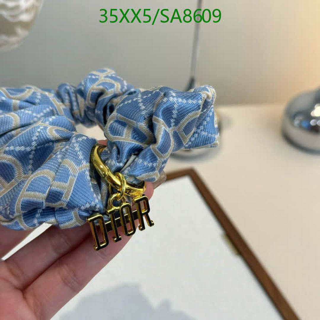 Dior-Headband Code: SA8609 $: 35USD