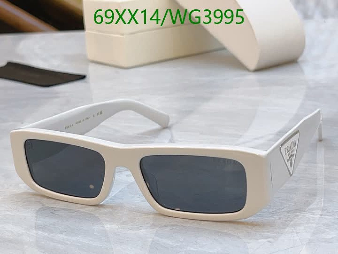 Prada-Glasses Code: WG3995 $: 69USD