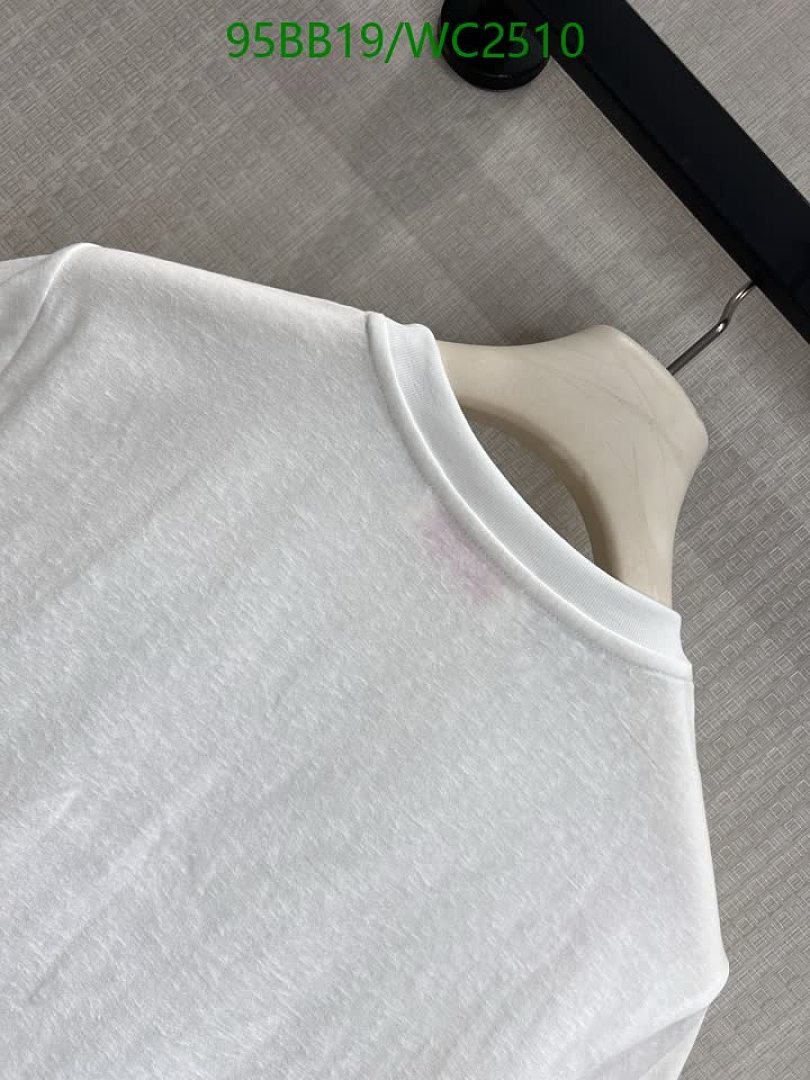LV-Clothing Code: WC2510 $: 95USD