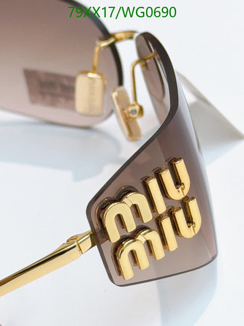 Miu Miu-Glasses Code: WG0690 $: 79USD