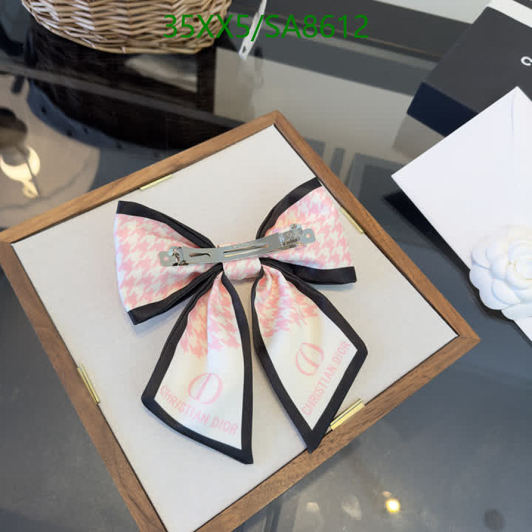 Dior-Headband Code: SA8612 $: 35USD