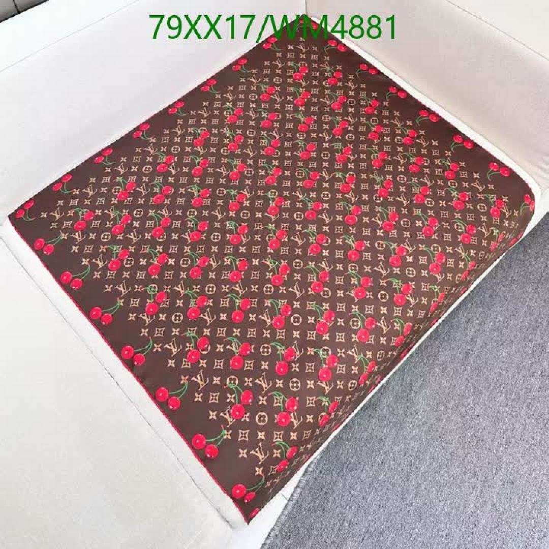 LV-Scarf Code: WM4881 $: 79USD