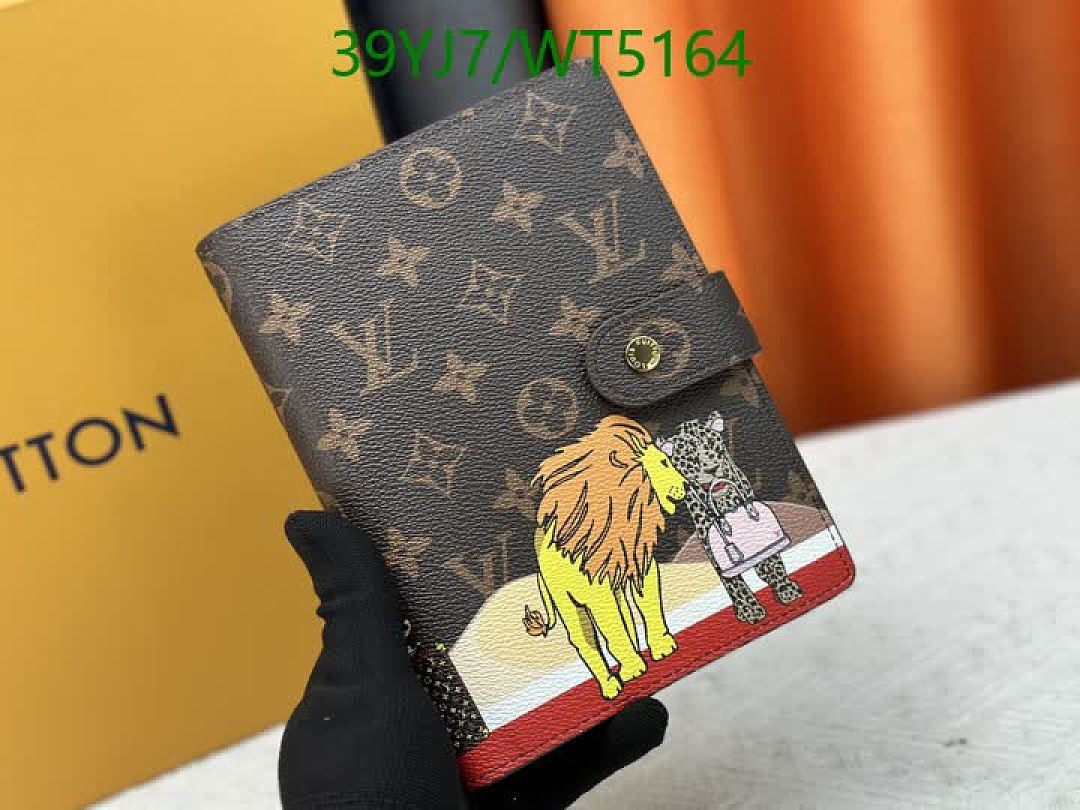 LV-Wallet-4A Quality Code: WT5164 $: 39USD