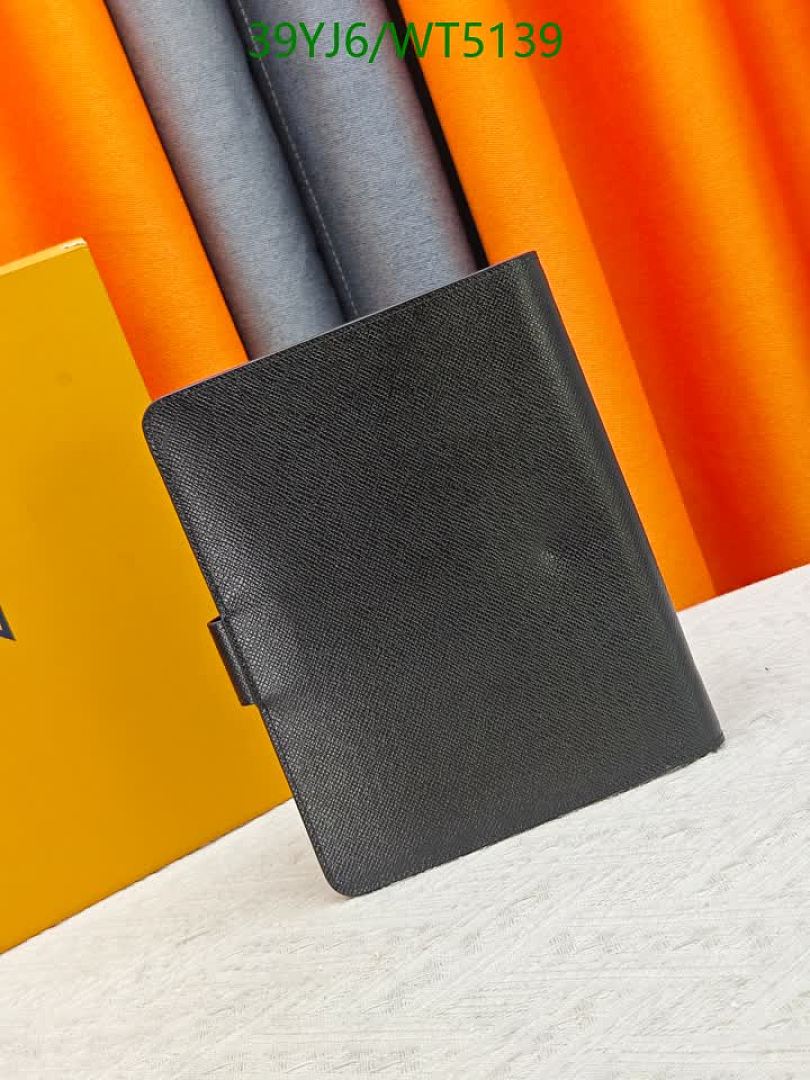 LV-Wallet-4A Quality Code: WT5139 $: 39USD