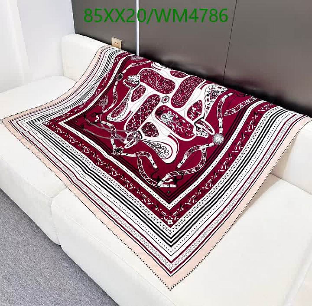 Hermes-Scarf Code: WM4786 $: 85USD