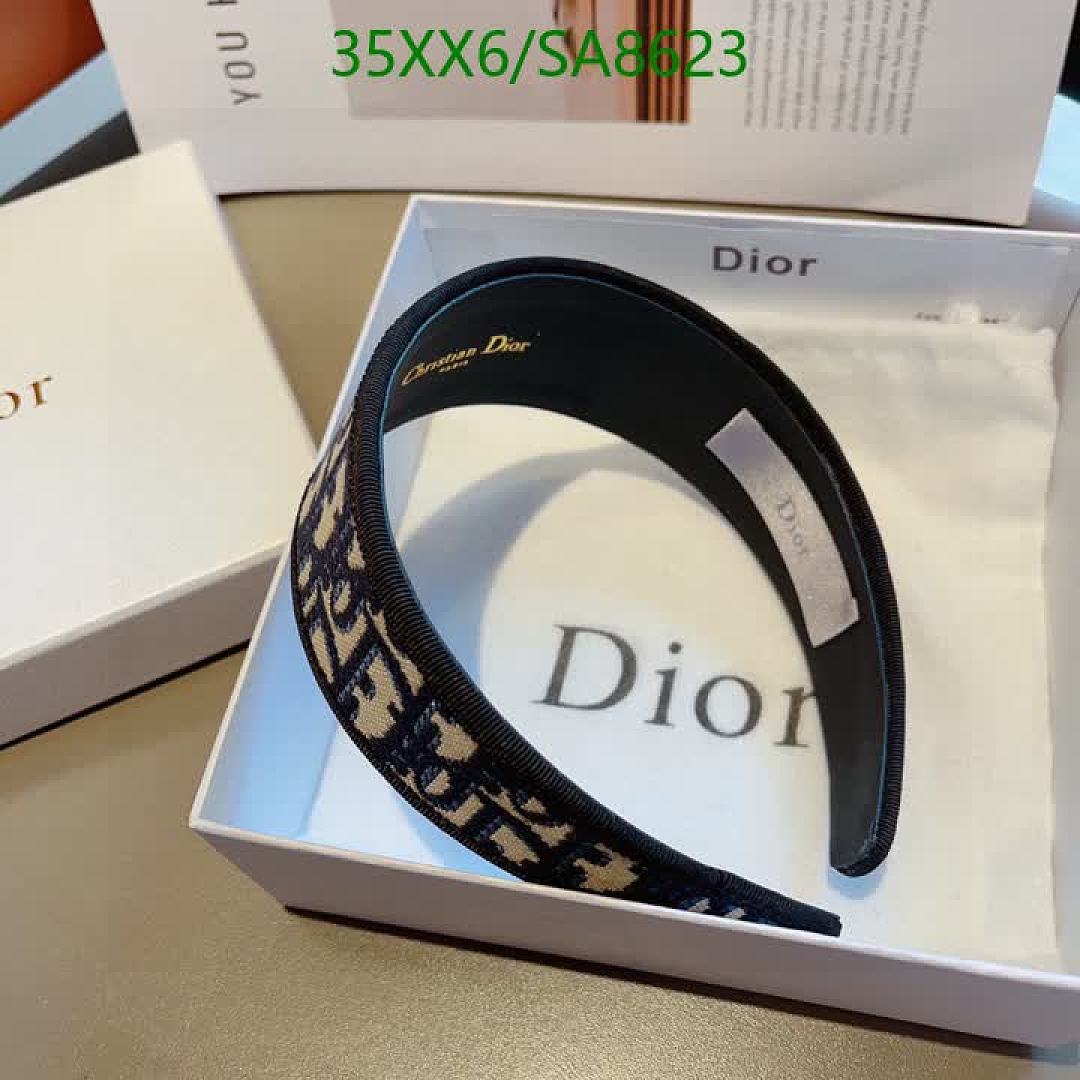 Dior-Headband Code: SA8623 $: 35USD