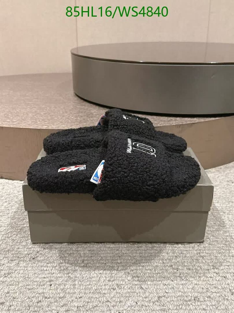 Balenciaga-Women Shoes Code: WS4840 $: 85USD