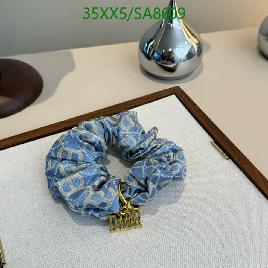 Dior-Headband Code: SA8609 $: 35USD