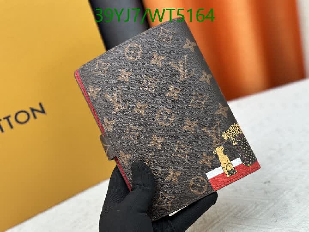 LV-Wallet-4A Quality Code: WT5164 $: 39USD