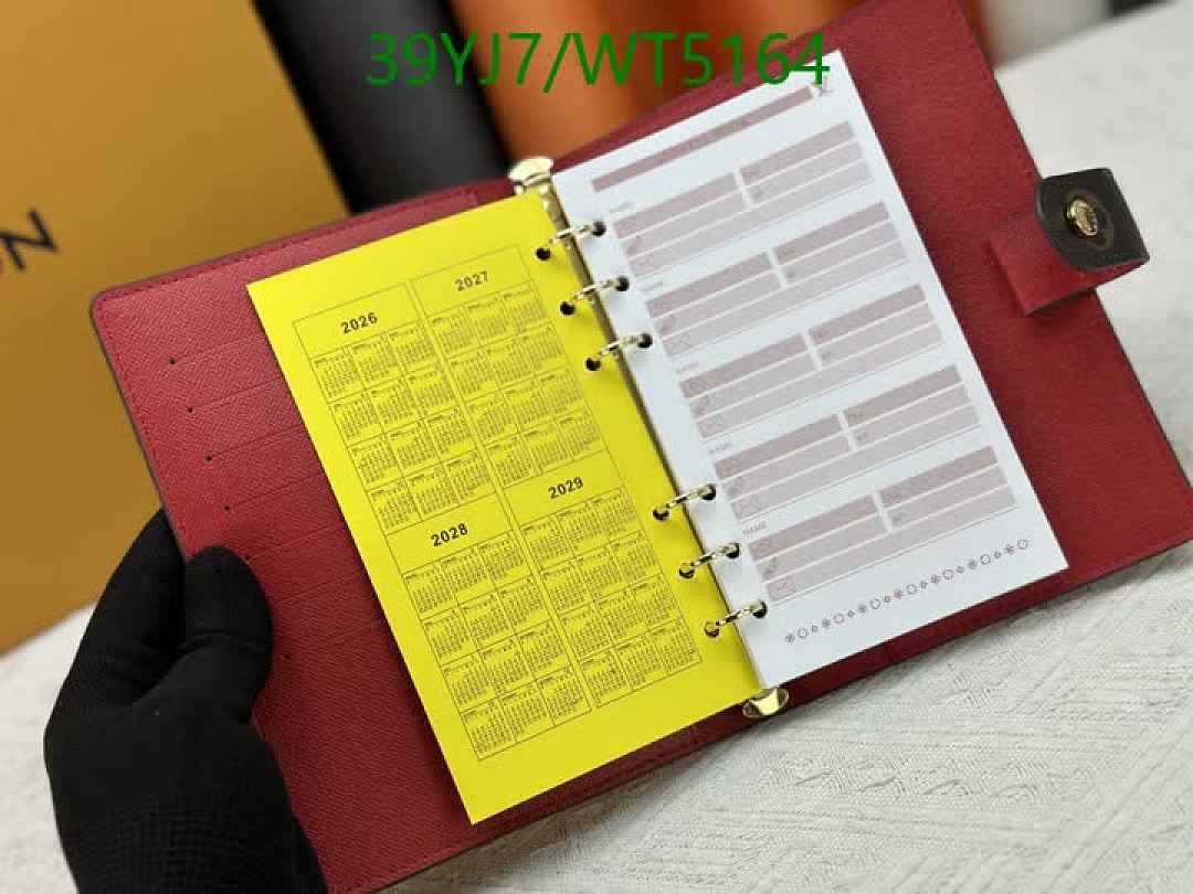 LV-Wallet-4A Quality Code: WT5164 $: 39USD