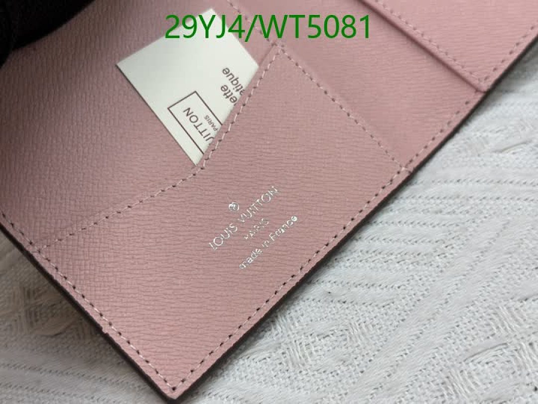 LV-Wallet-4A Quality Code: WT5081 $: 29USD
