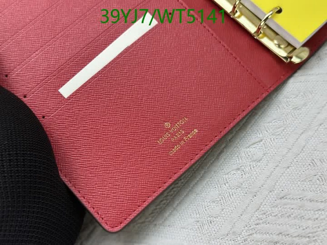 LV-Wallet-4A Quality Code: WT5141 $: 39USD