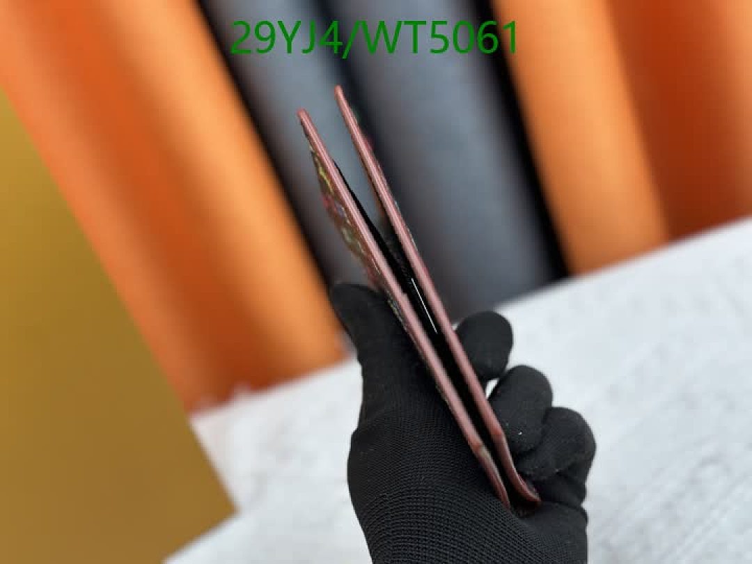 LV-Wallet-4A Quality Code: WT5061 $: 29USD