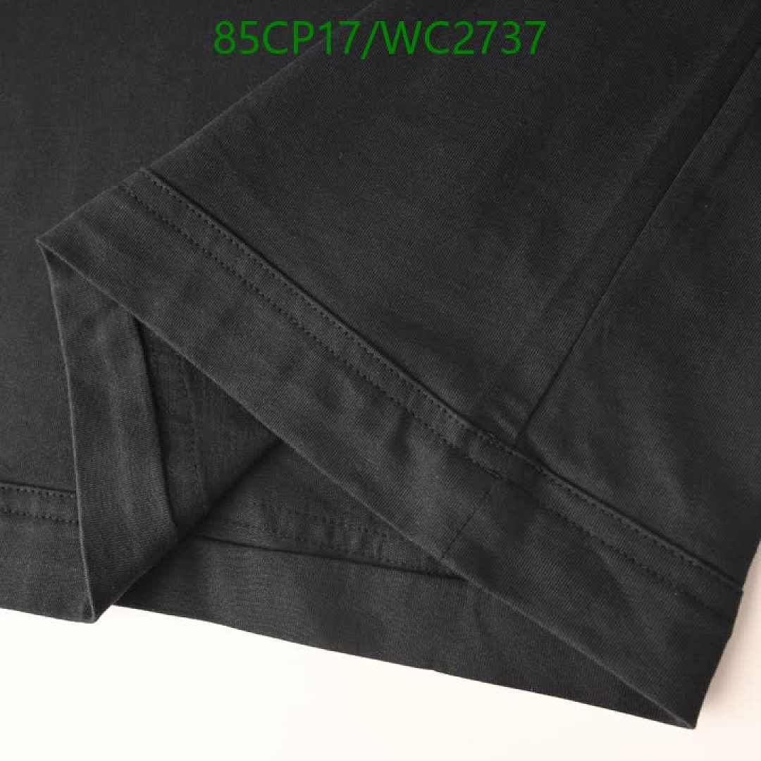 Moncler-Clothing Code: WC2737 $: 85USD