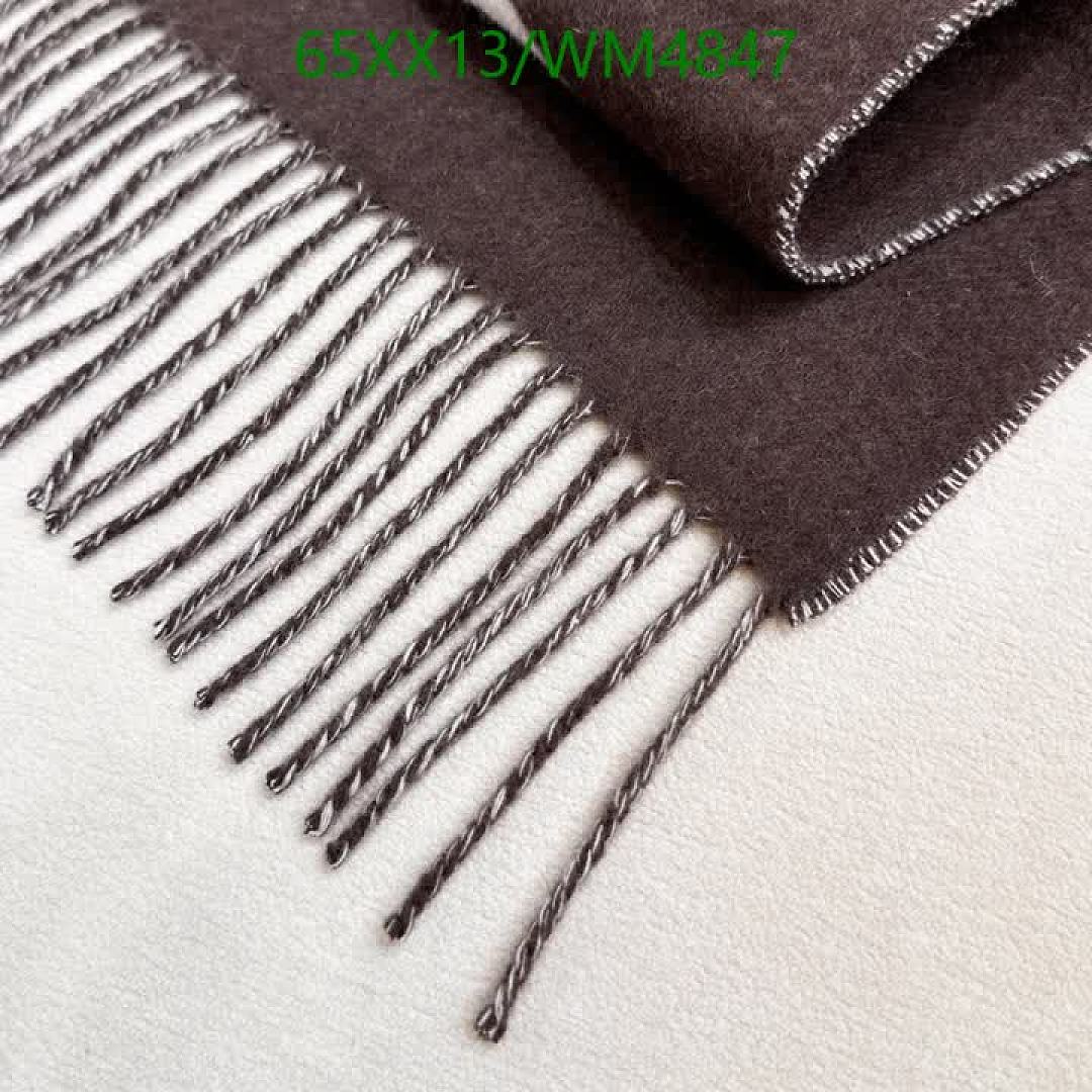 Jacquemus-Scarf Code: WM4847 $: 65USD