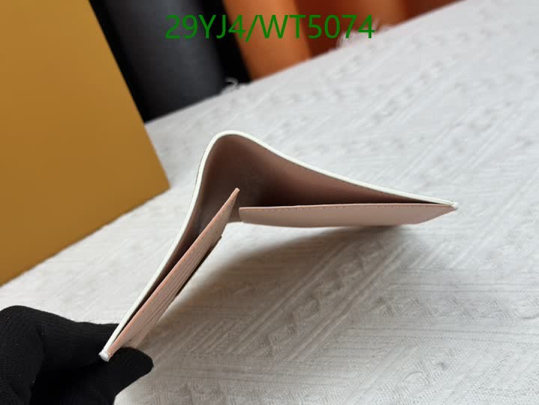 LV-Wallet-4A Quality Code: WT5074 $: 29USD