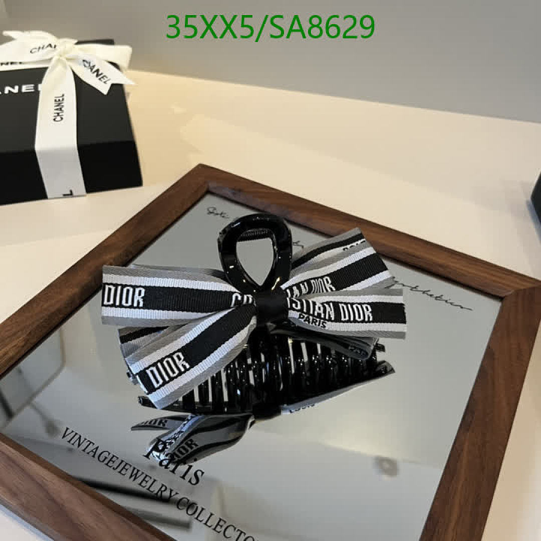 Dior-Headband Code: SA8629 $: 35USD