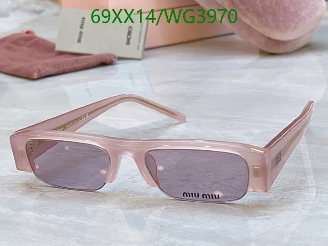 Miu Miu-Glasses Code: WG3970 $: 69USD