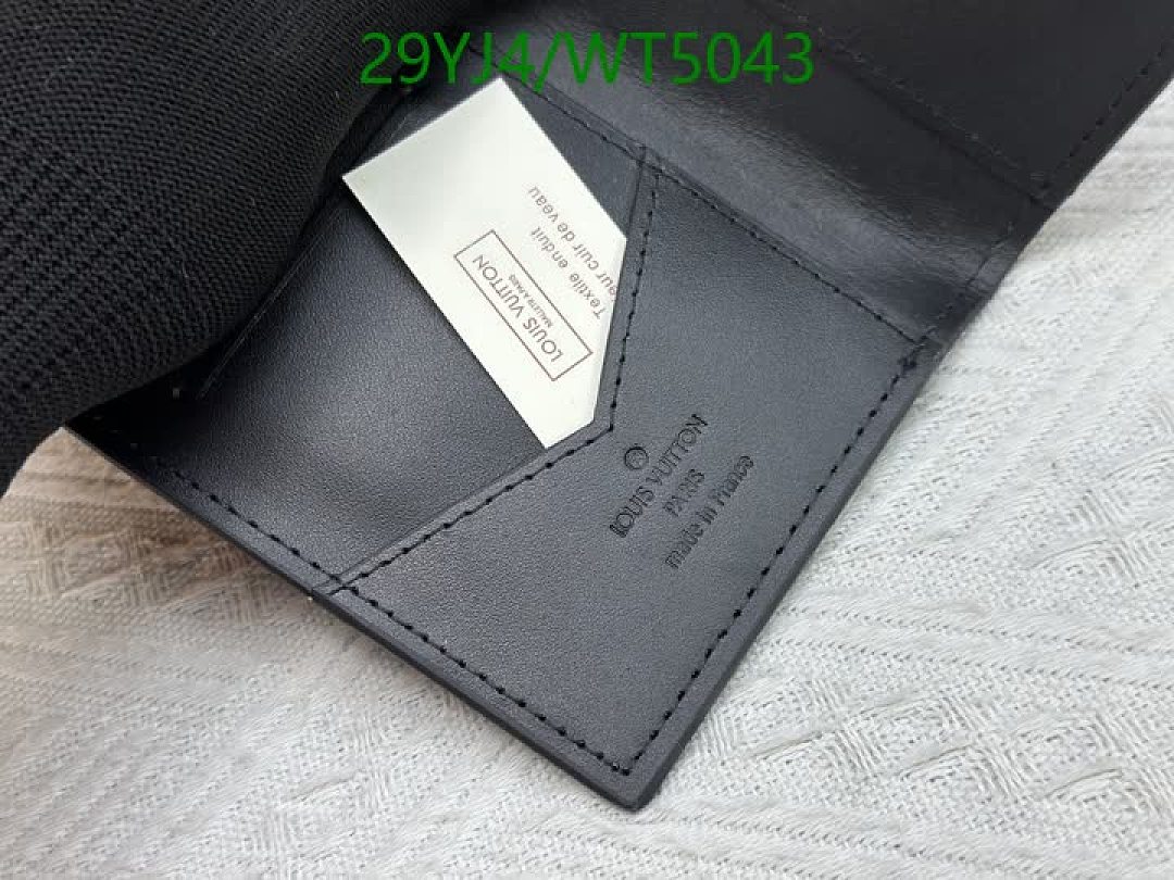 LV-Wallet-4A Quality Code: WT5043 $: 29USD