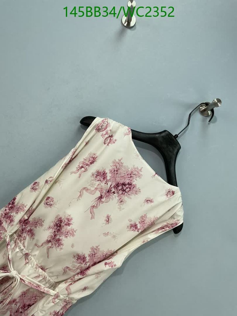 Dior-Clothing Code: WC2352 $: 145USD