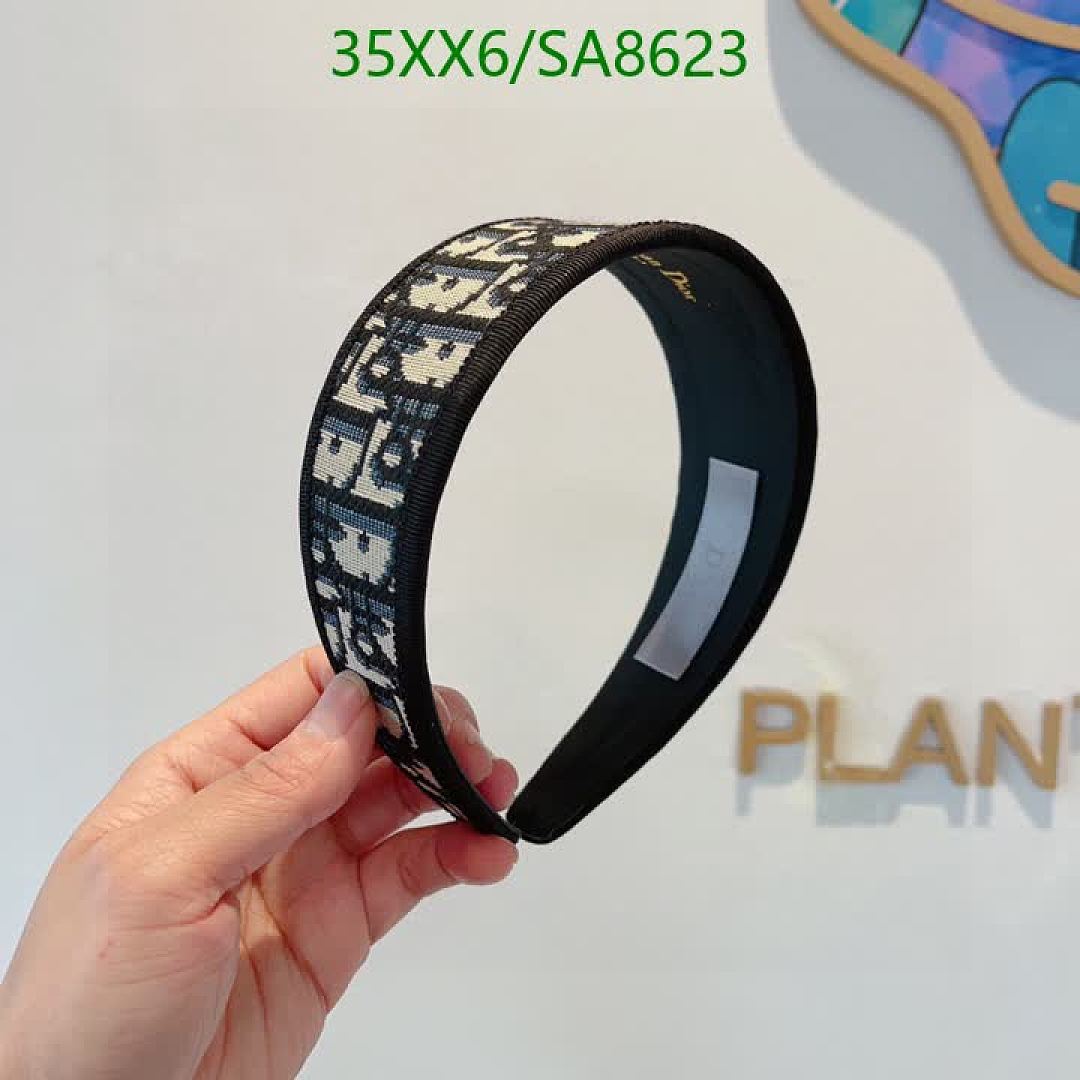 Dior-Headband Code: SA8623 $: 35USD