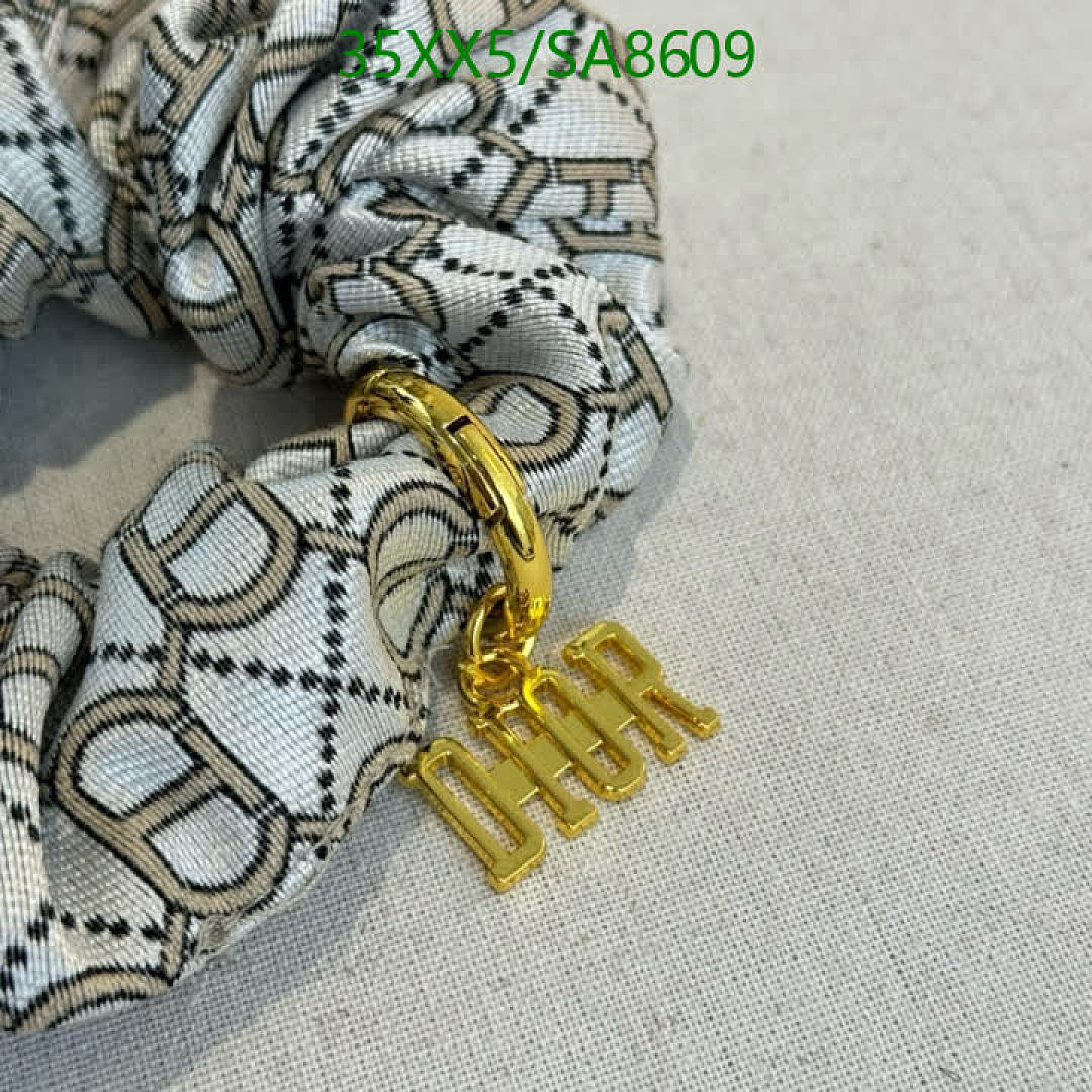 Dior-Headband Code: SA8609 $: 35USD
