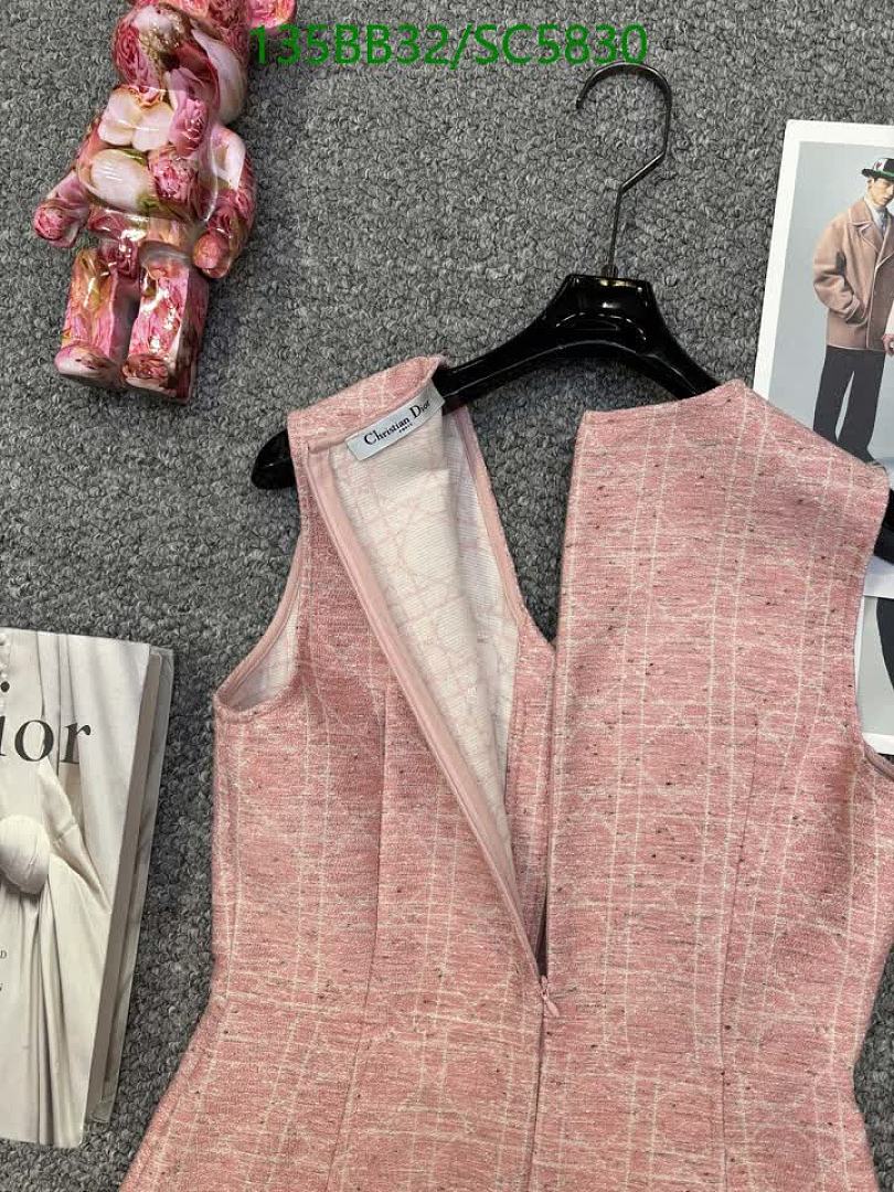 Dior-Clothing Code: SC5830 $: 135USD
