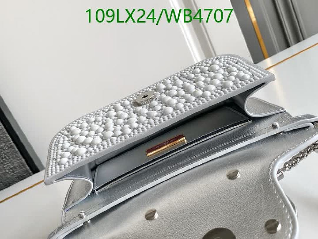Valentino-Bag-4A Quality Code: WB4707 $: 109USD
