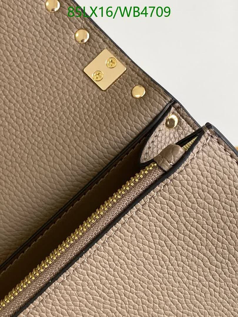Valentino-Bag-4A Quality Code: WB4709 $: 85USD
