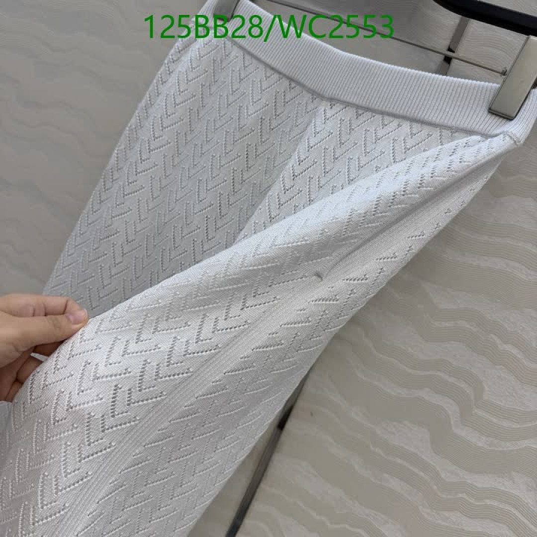 LV-Clothing Code: WC2553 $: 125USD